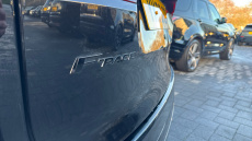 Jaguar F-Pace 2.0 D200 R-Dynamic Black 5dr Auto AWD Diesel Estate